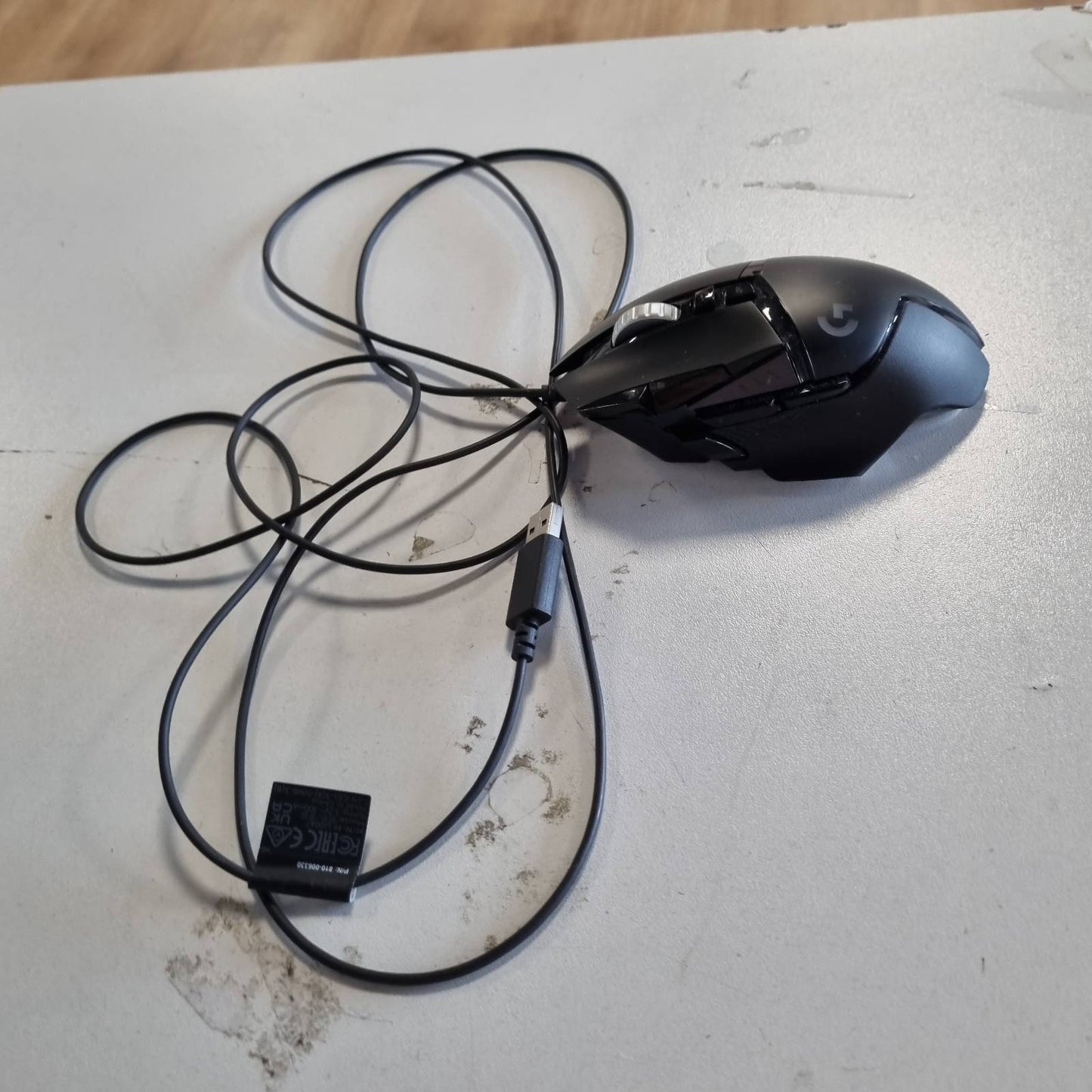 319547 - LOGITECH Maus lojërash G502 HERO, sensor optik HERO 25K DPI, ndriçim RGB, rregullim peshe, 11 butona të programueshëm, profile lojërash të personalizueshme, PC/Mac - i zi