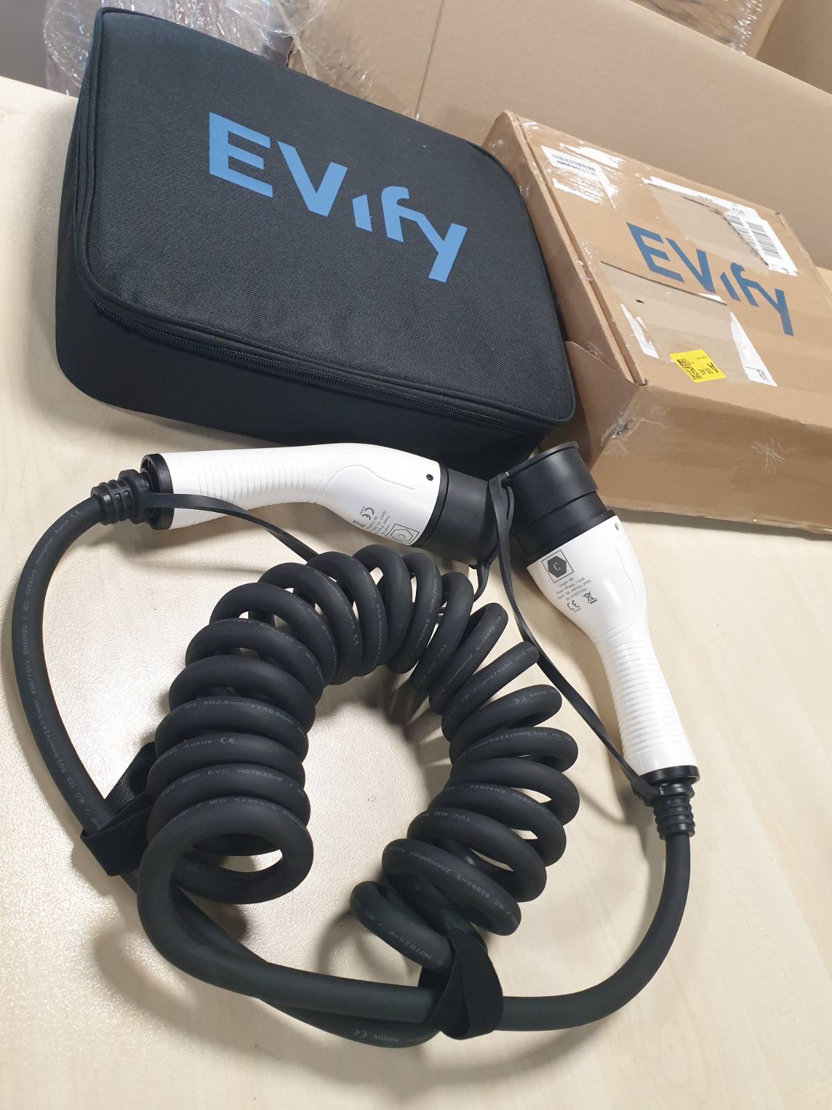 272771 - KABLO KARIKIMI EVIFY Tipi 2, 11kW, 5M, 16A, për makina elektrike dhe hibride, kabllo 3-fazor