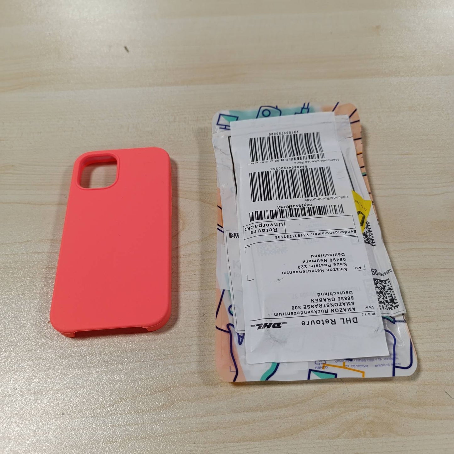 269513 - kwmobile Mbrojtëse telefoni për iPhone 12 mini, mbulesë silikoni - karikim pa tel - koral i ndritshëm