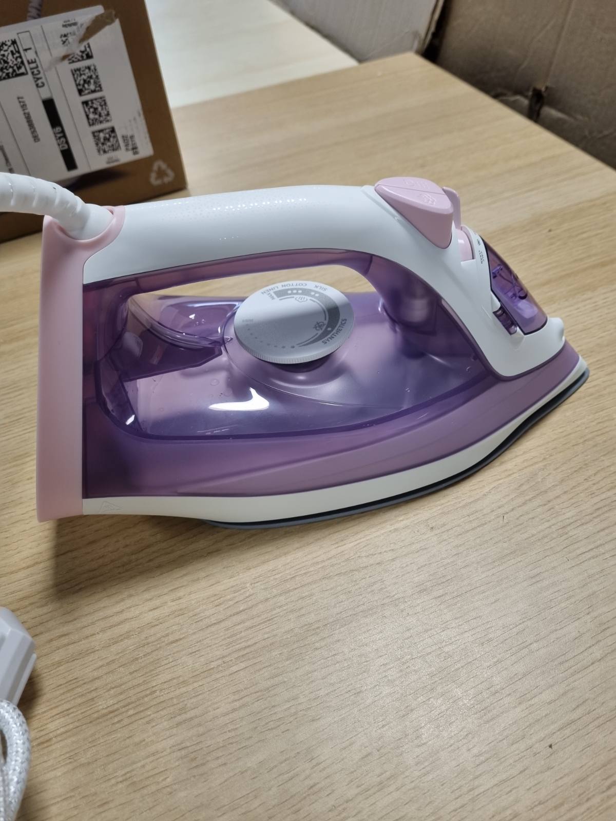 277457 - PHILIPS Hekur me Avull Seria 3000 – 2000W, Rritje Avulli 140g, Prodhim 30g/min, DST3010/30