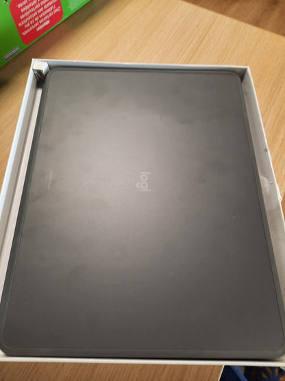 295484 - LOGITECH Combo Touch për iPad Air 13 Zoll (M2, M3, M4) (2024, 2025, 2026)