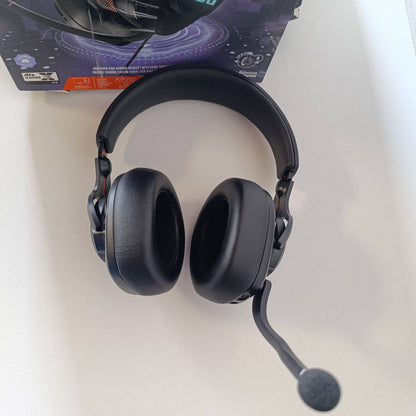 309541 - JBL QUANTUM 400 - Kufje për Lojëra Over-Ear, lidhës 3.5 mm dhe USB, mikrofon i palosshëm, tingull QuantumSurround, të zeza