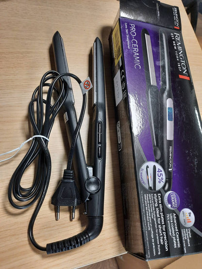 289794 - REMINGTON Pjatëz flokësh S5515, pllaka shumë të ngushta, veshje qeramike ultra-pro, 150-230°C, ekran LCD