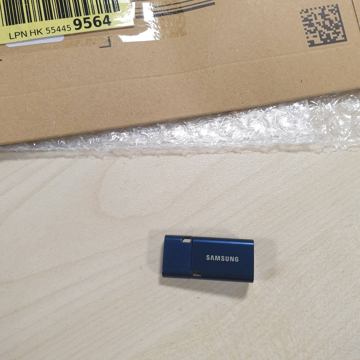 310004 - Samsung Njësi flash USB-C, 64 GB, lexim 300 MB/s, shkrim 30 MB/s, USB 3.1, Blu, MUF-64DA/APC