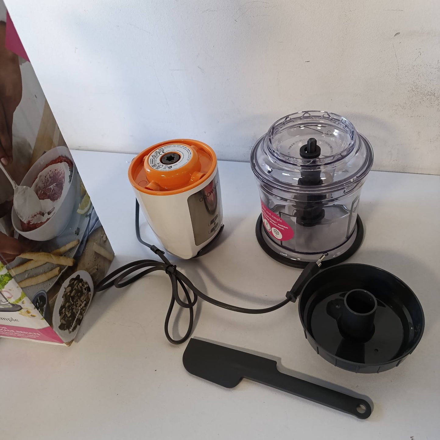 288365 - KENWOOD Prerës Easy Chop CHP61.100WH, Prerës mini elektrik me 2 cilësime shpejtësie, Tas pune 0.5 l, 500 vat, i bardhë