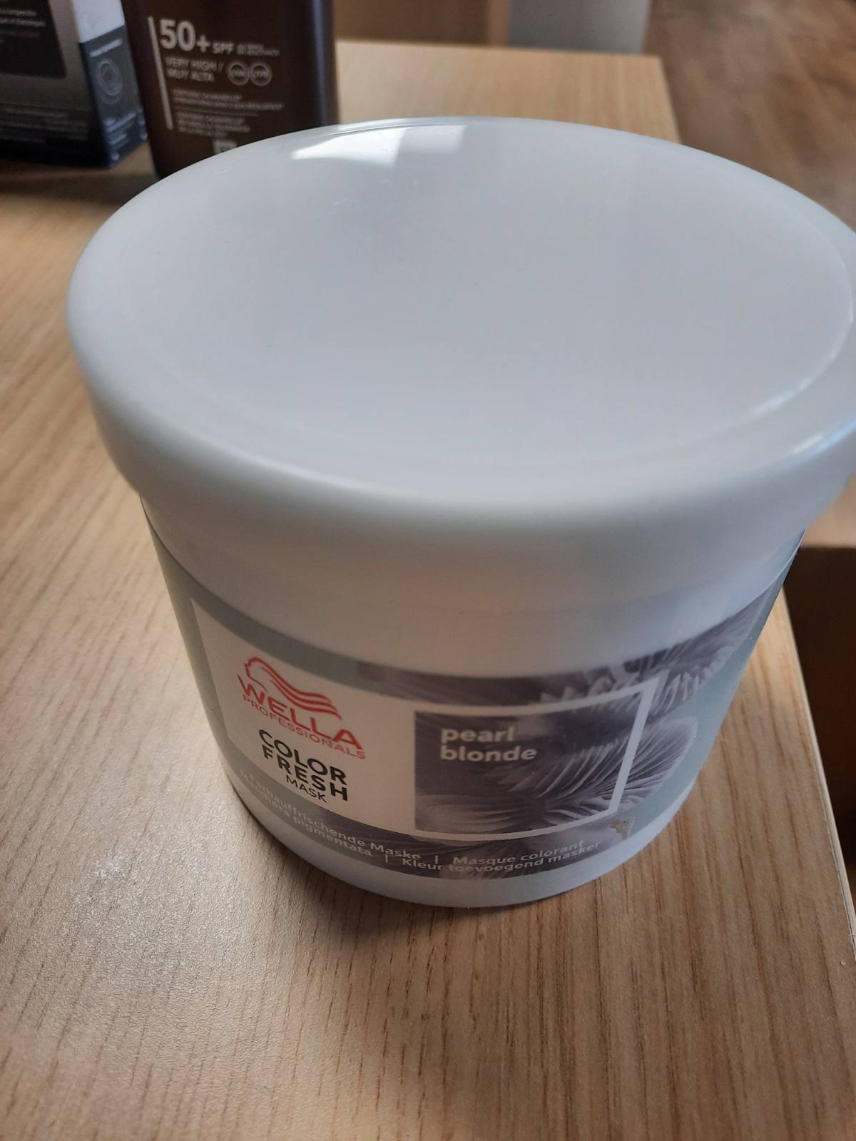 307457 - WELLA PROFESSIONALS Maskë Freskët Ngjyrash Pearl Blonde, Maskë për Flokë të Ngjyrosur, 500ml