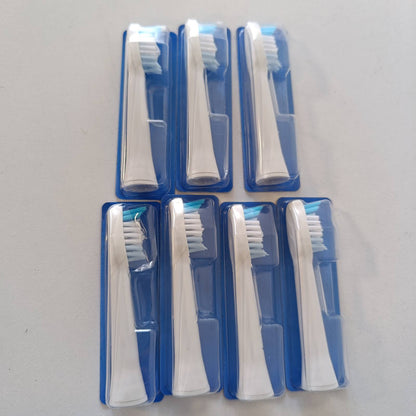 289839 - ORAL-B - Koka Furçash Zëvendësuese Pulsonic Clean, të Bardha, Pako me 7 Furça