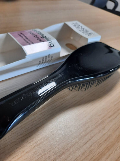 297507 - TANGLE TEEZER Furçë flokësh Ultimate Detangler, për flokë të lagur dhe të thatë, e zezë