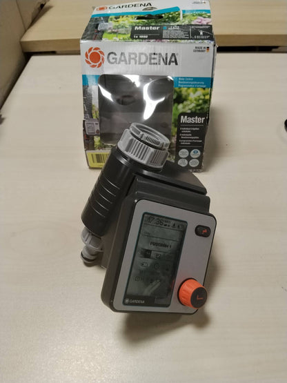 312584 - GARDENA IRRIGATION CONTROL MASTER - Ujitje automatike, 6 orare, ekran LCD, funksion Water Now, Safe-Stop (1892-20)