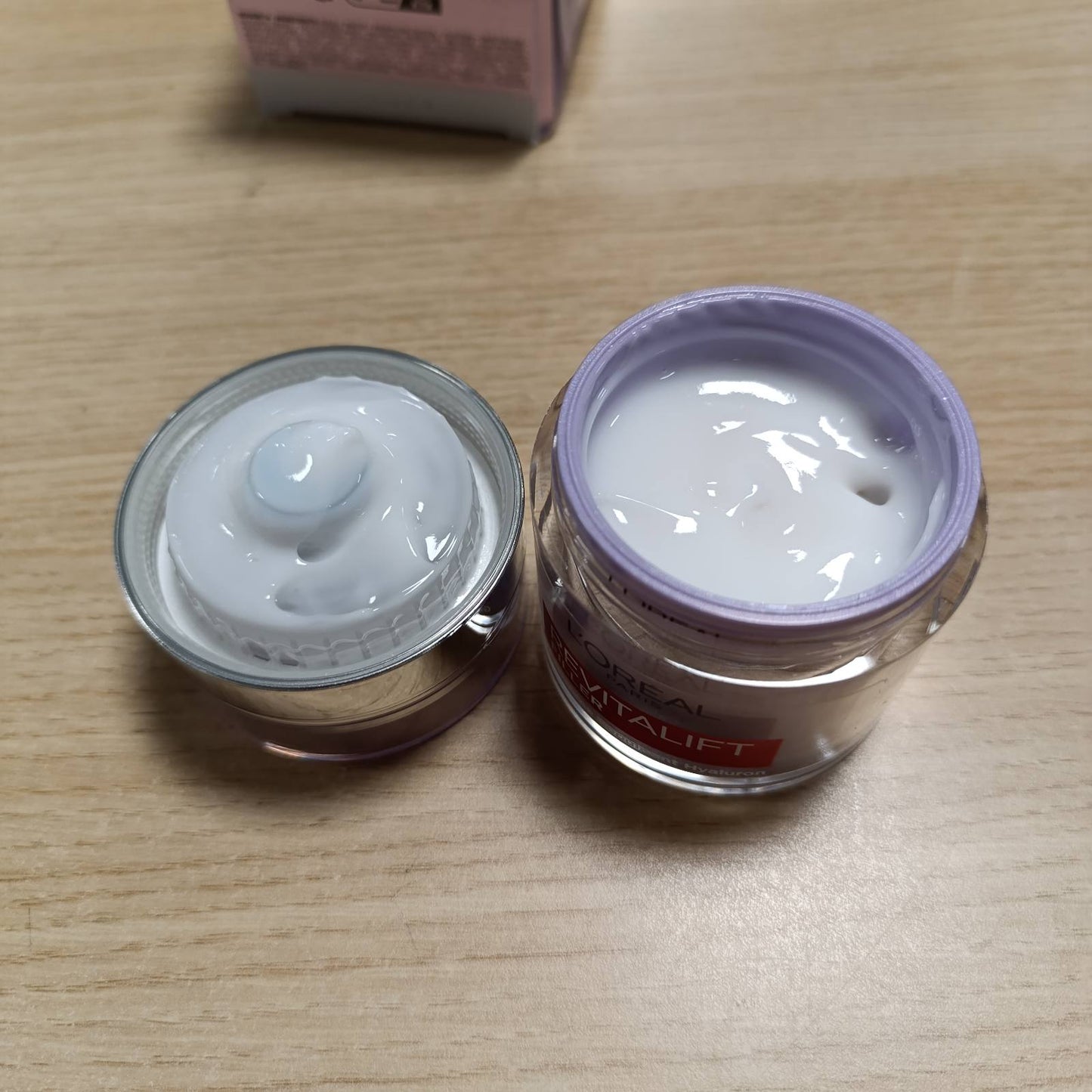 289984 - L'ORÉAL PARIS Krem Xhel Plotësues, Kujdes Hidratues dhe Anti-plakje, me Acid Hialuronik, Ceramide, Niacinamidë dhe Glicerinë, për të gjitha llojet e lëkurës, 50 ml