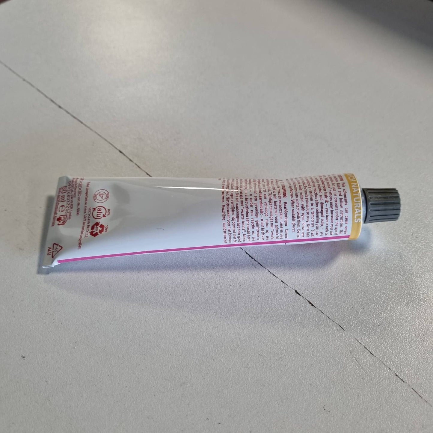 290359 - WELLA PROFESSIONALS Color Touch Rich Naturals - Ngjyrë intensive vegane për flokë pa amoniak - 60ml, 10/81 Light Blonde Pearl Ash, Metal Purifier, zgjasin deri në 28 larje
