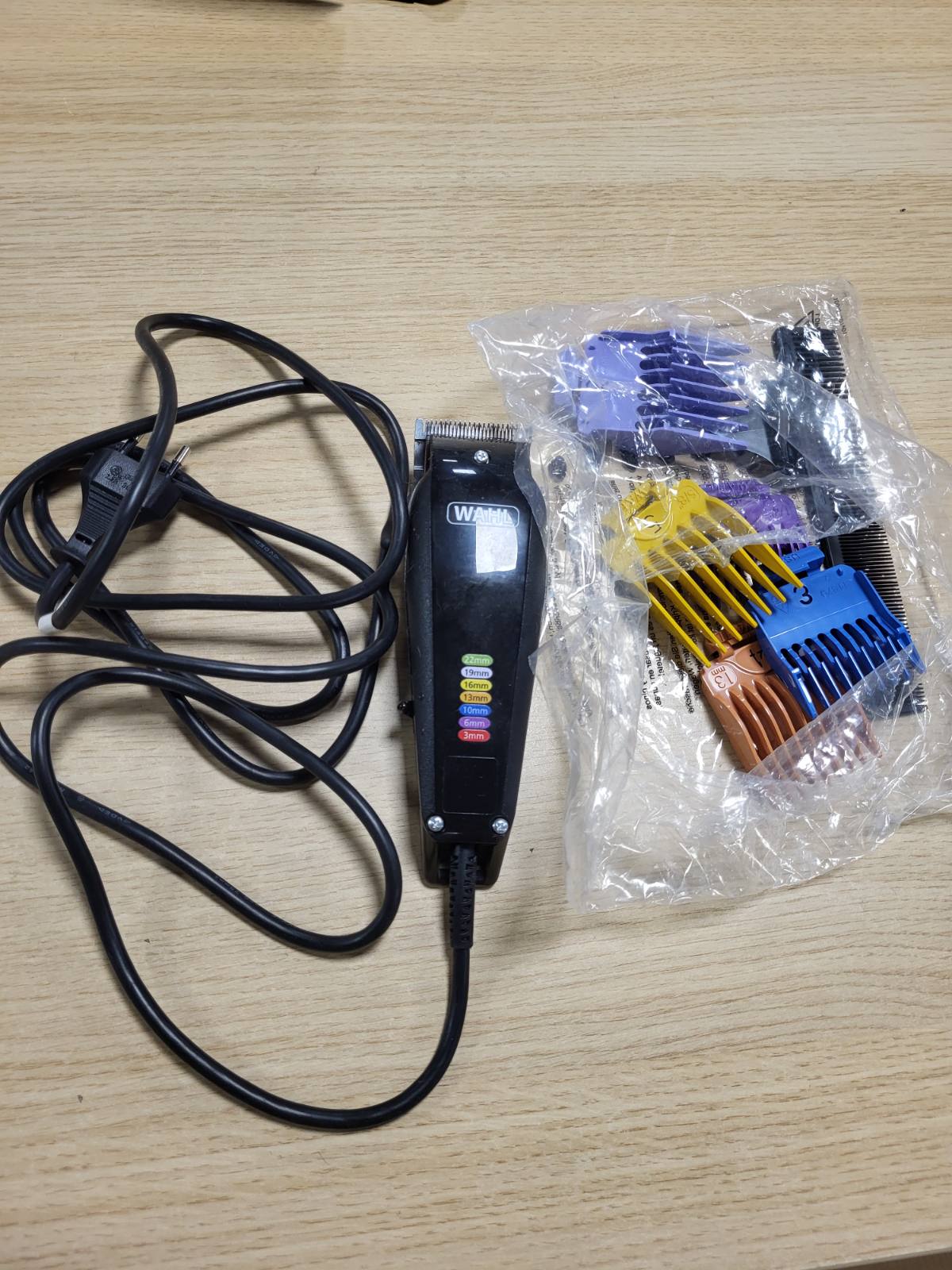 289571 - WAHL Makinë prerëse qensh Multi-Cut, me zhurmë të ulët, me kabllo, për kafshët shtëpiake, rezistente ndaj ndryshkut, set prerës çeliku me përmbajtje të lartë karbidi