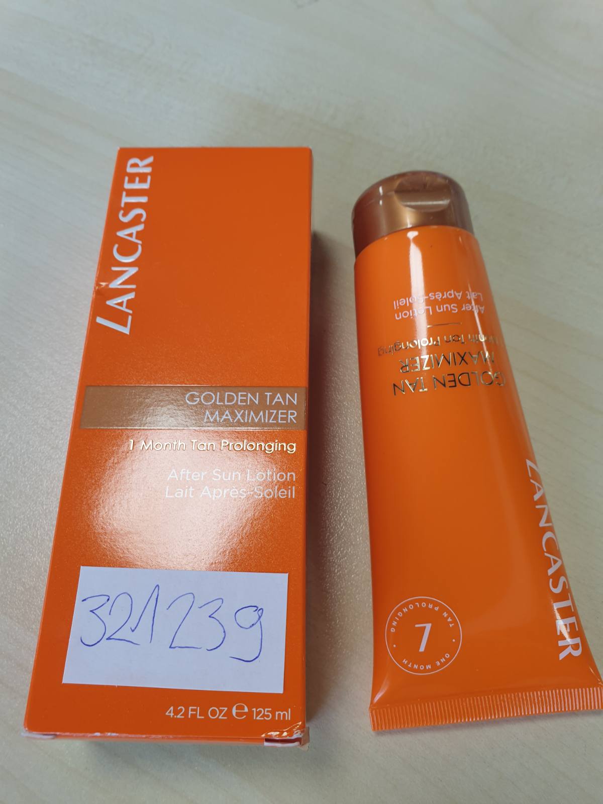321239 - LANCASTER Locion Golden Tan Maximizer pas Diellit, Kompleksi Riparues, 125 ml