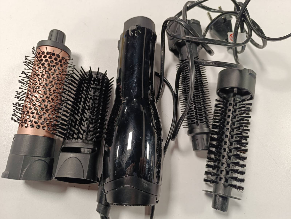 301705 - BABYLISS Smooth Finish 1200, Furçë ajri 4-në-1, 1200W, Teknologji Jonike dhe Qeramike, 4 aksesorë, E zezë/Rozë, AS122E