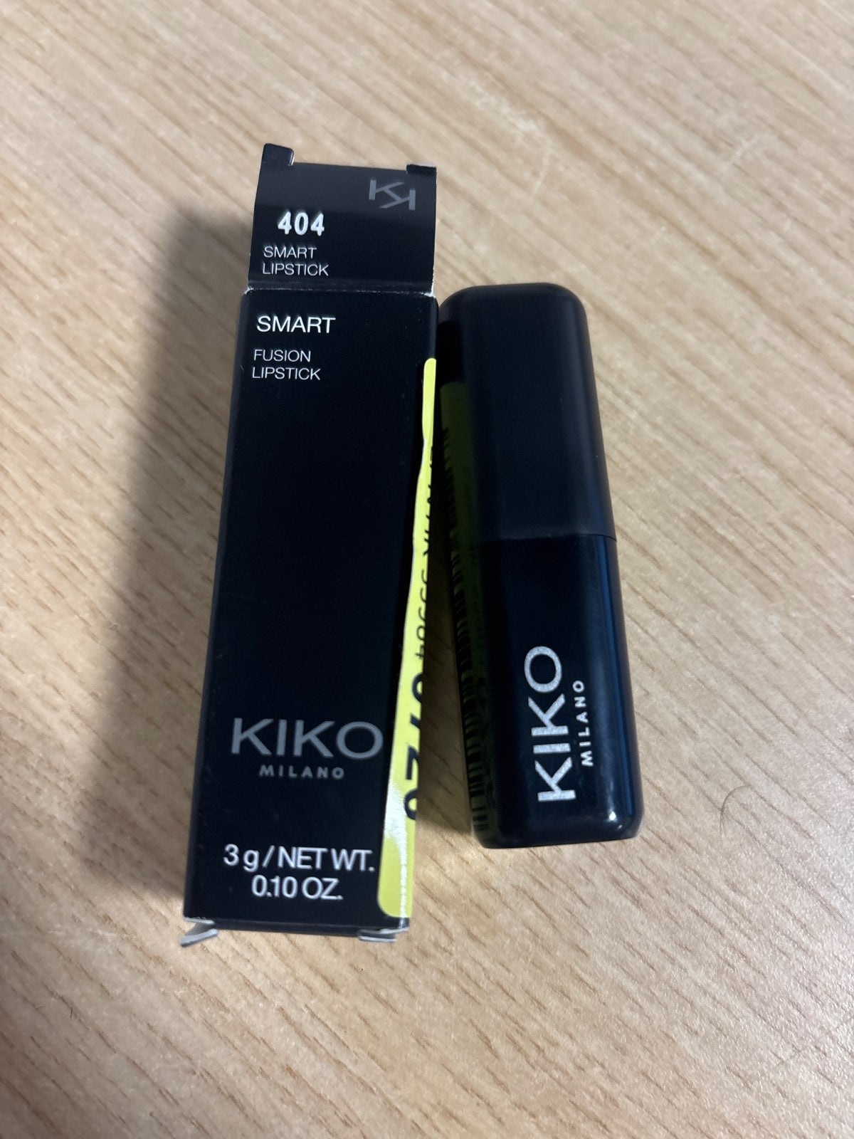 302646 - KIKO MILANO Smart Fusion Lipstick 404, Buzëkuq i pasur dhe ushqyes