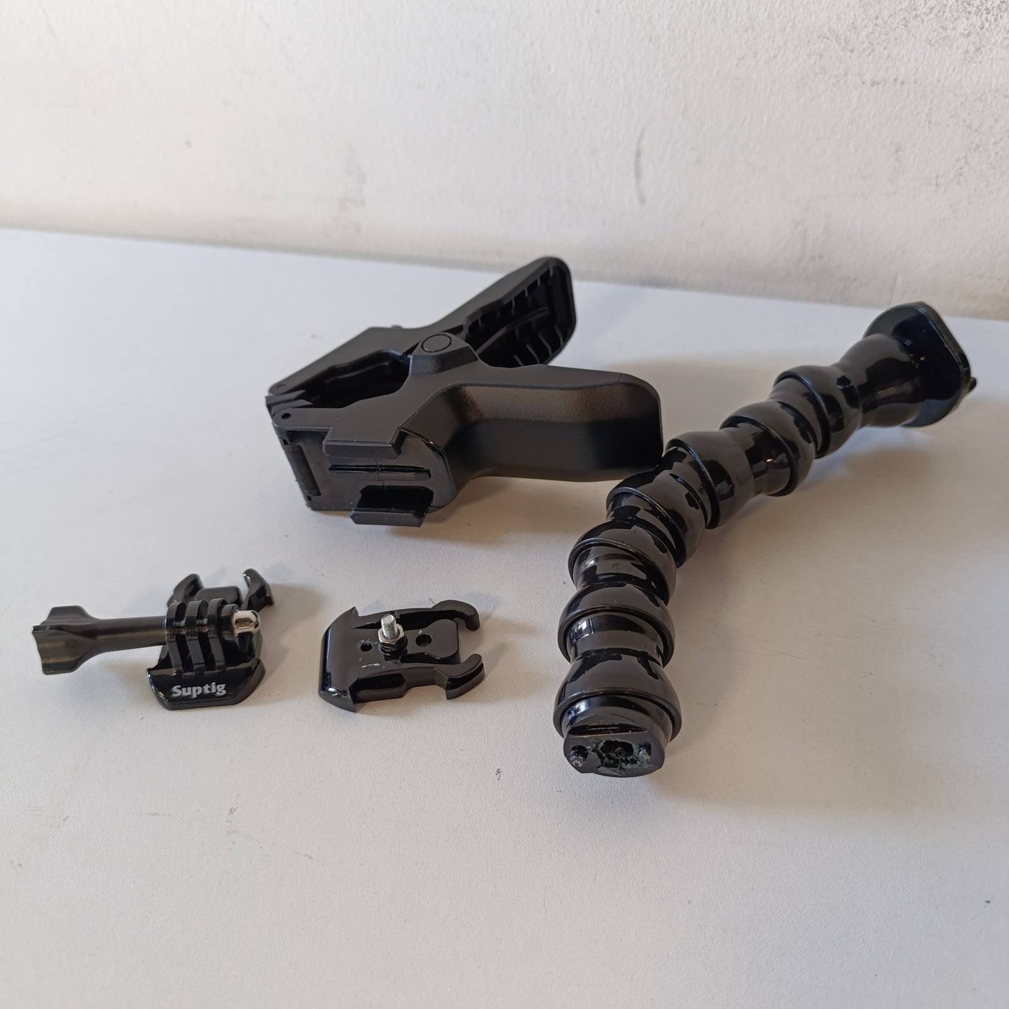 274092 - SUPTIG Mbajtëse në formë qafe mjellme fleksibël, për kamerat GoPro Hero 13-4 dhe Arlo Pro/Go