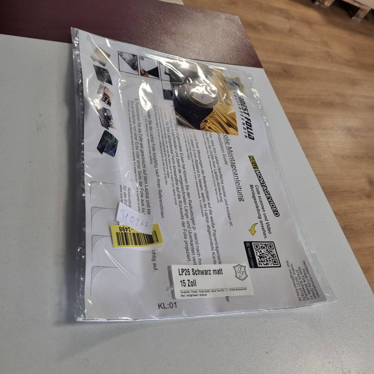 310267 - ALUMINI MBULESE PREJ FLETË PËR LAPTOP, FLETË NGJITËSE ABSTRAKTE, MBROJTËSE PËR LAPTOP, NGJITËSE VETËNGJITËSE PREJ VINILI (LP26 E ZEZË MAT, 15 INÇ)