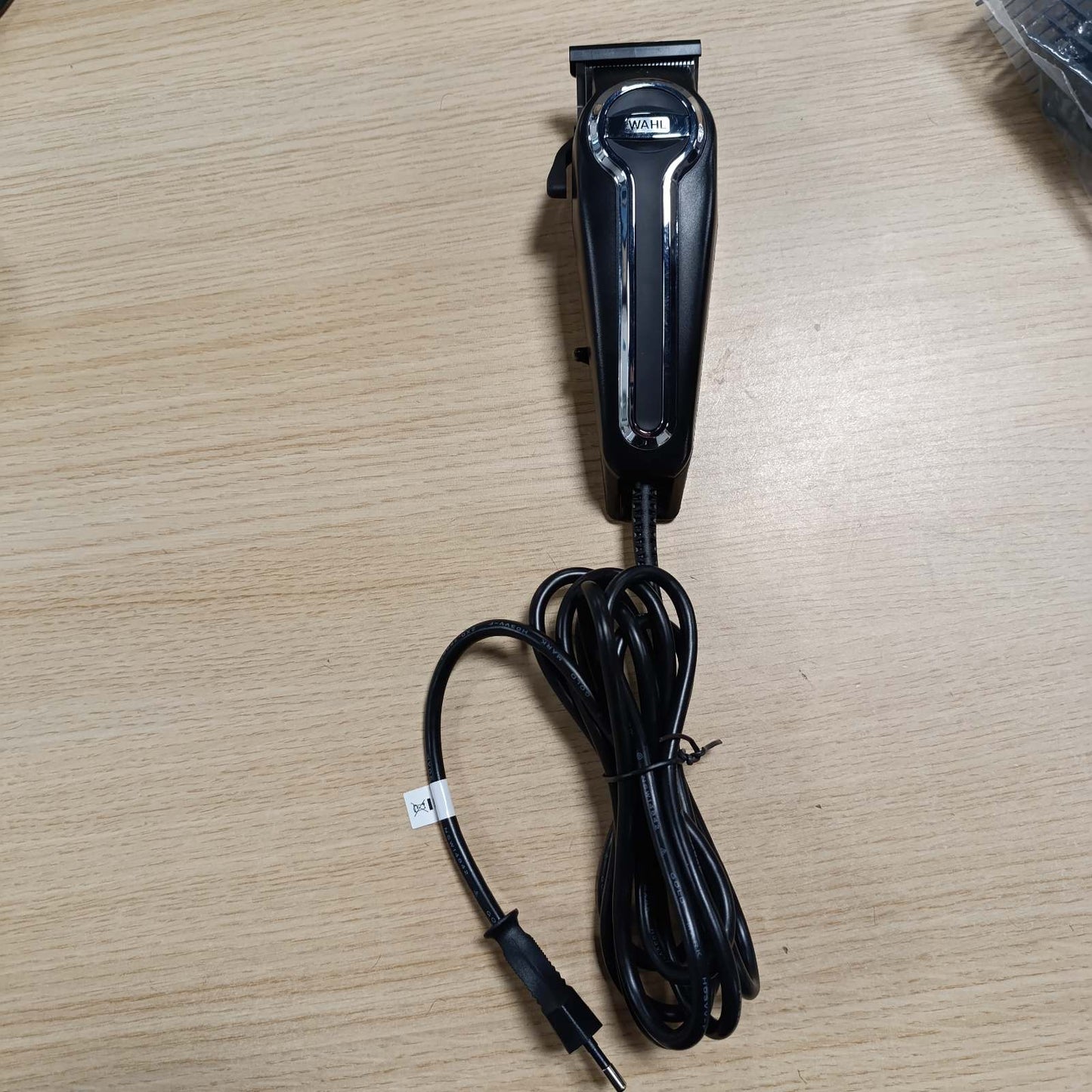 320946 - WAHL Makinë prerëse flokësh për burra, Tehe precize vetëmprehëse, Elite Pro, Krehër prerës premium, Parukeri profesionale, me kabllo