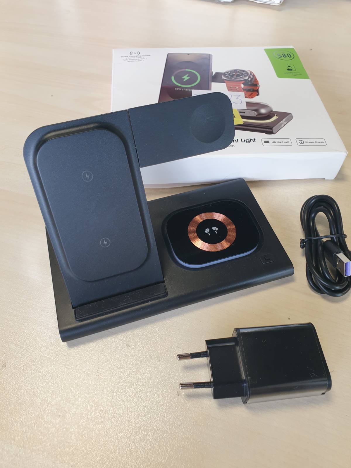 310023 - Samsung Stacion karikimi 3 në 1 për Stacionin e karikimit induktiv [I palosshëm dhe me dritë nate]