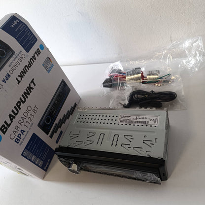 288545 - BLAUPUNKT BPA 1123 BT, radio makine 1-DIN, Bluetooth, USB, hyrje Aux, dalje Sub, 4x50 vat, 12V