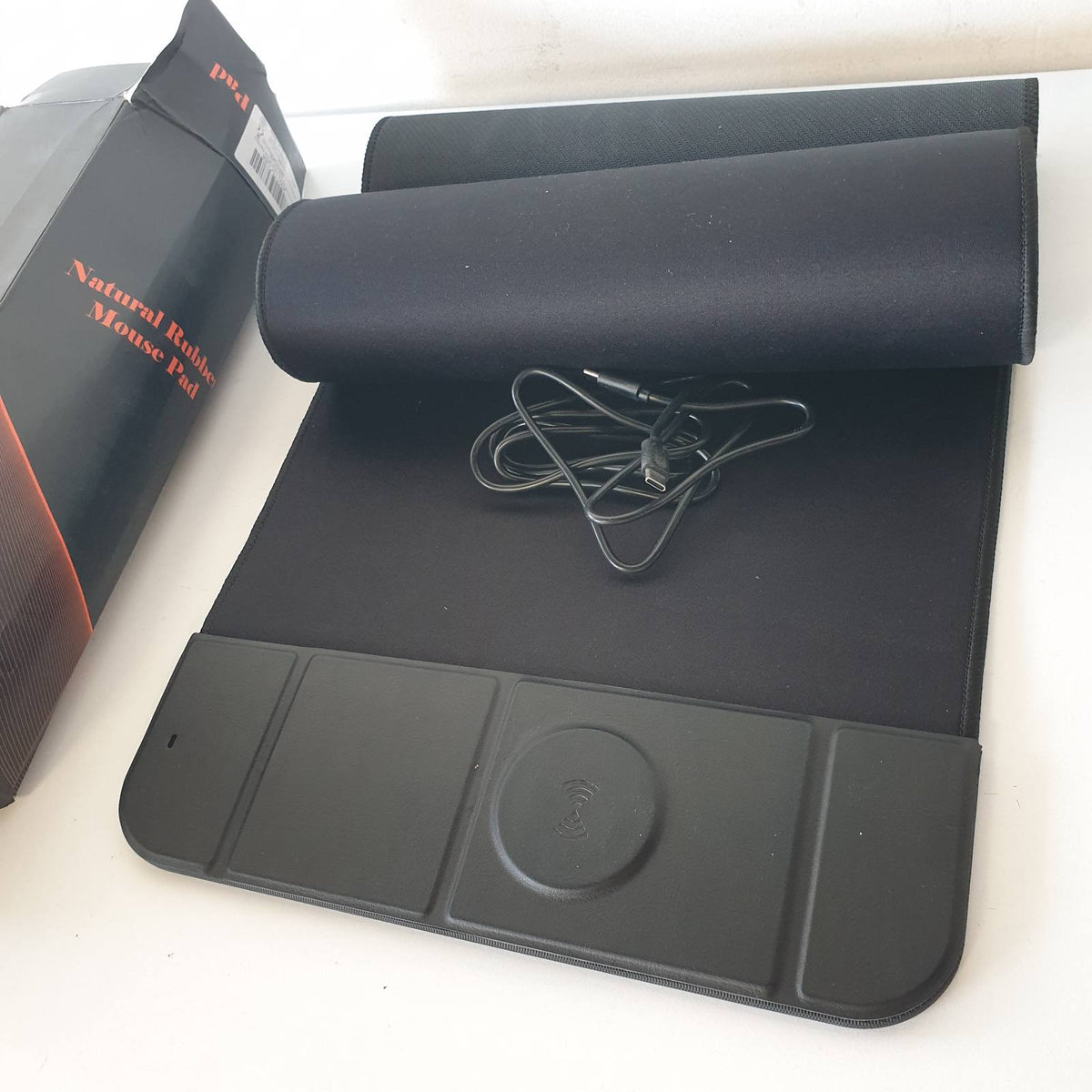 309867 - MBAJTËSE PËR MAUS 15W QI PA TEL, KARIKIM TË SHPEJTË, E PALOSSHME, PËR TELEFON CELULAR, KUFJE, BAZË E MADHE PËR MAUS