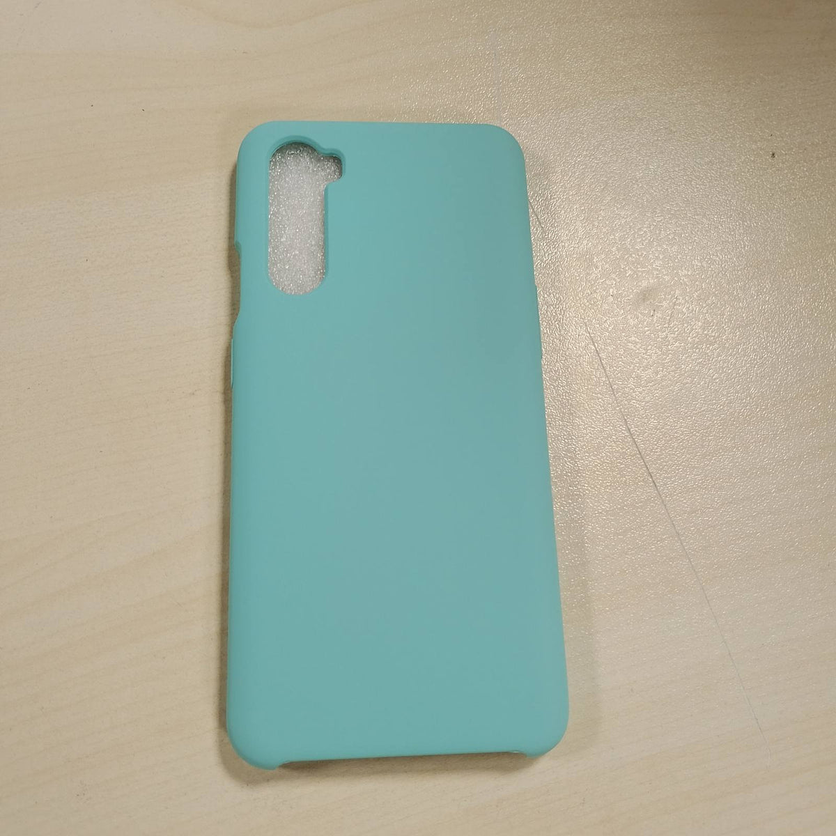 296449 - KWMOBILE Mbrojtëse për OnePlus Nord, Mbrojtëse prej silikoni, Karikim pa tel, ngjyrë jeshile menteje.