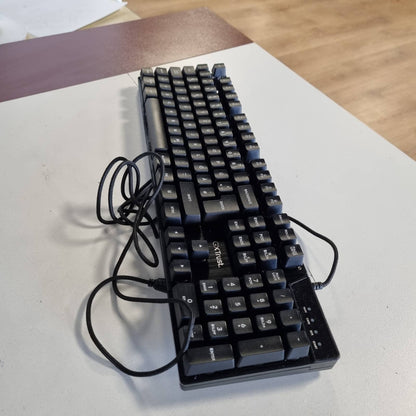 305331 - GXTrust Tastiera për Lojëra Azor, Ndriçim Prapa, Paraqitje Gjermane (QWERTZ)