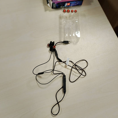 305327 - JBL Quantum 50C - Kufje për lojëra me tel USB-C me tingull JBL QuantumSURROUND, mikrofon i fokusuar te zëri, rrëshqitës volumin dhe funksion heshtjeje - të zeza