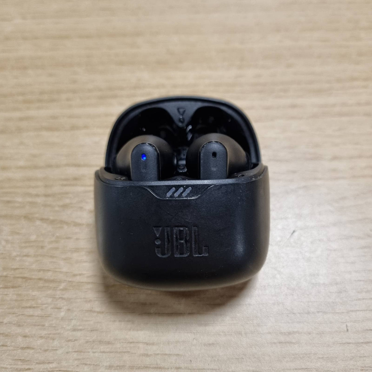308637 - JBL TUNE FLEX TWS, Kufje pa tel, të papërshkueshme nga uji dhe me anulim zhurmash, deri në 32 orë dëgjim muzike, ngjyra të zeza