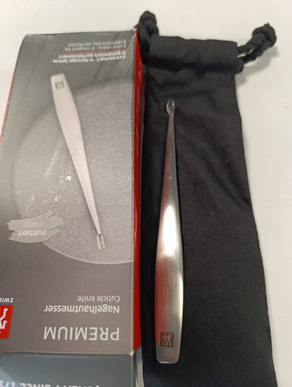 302253 - ZWILLING Thikë kutikulash me teh V, çelik inox, për manikyr dhe pedikyr, përfundim mat, argjend, 125 mm
