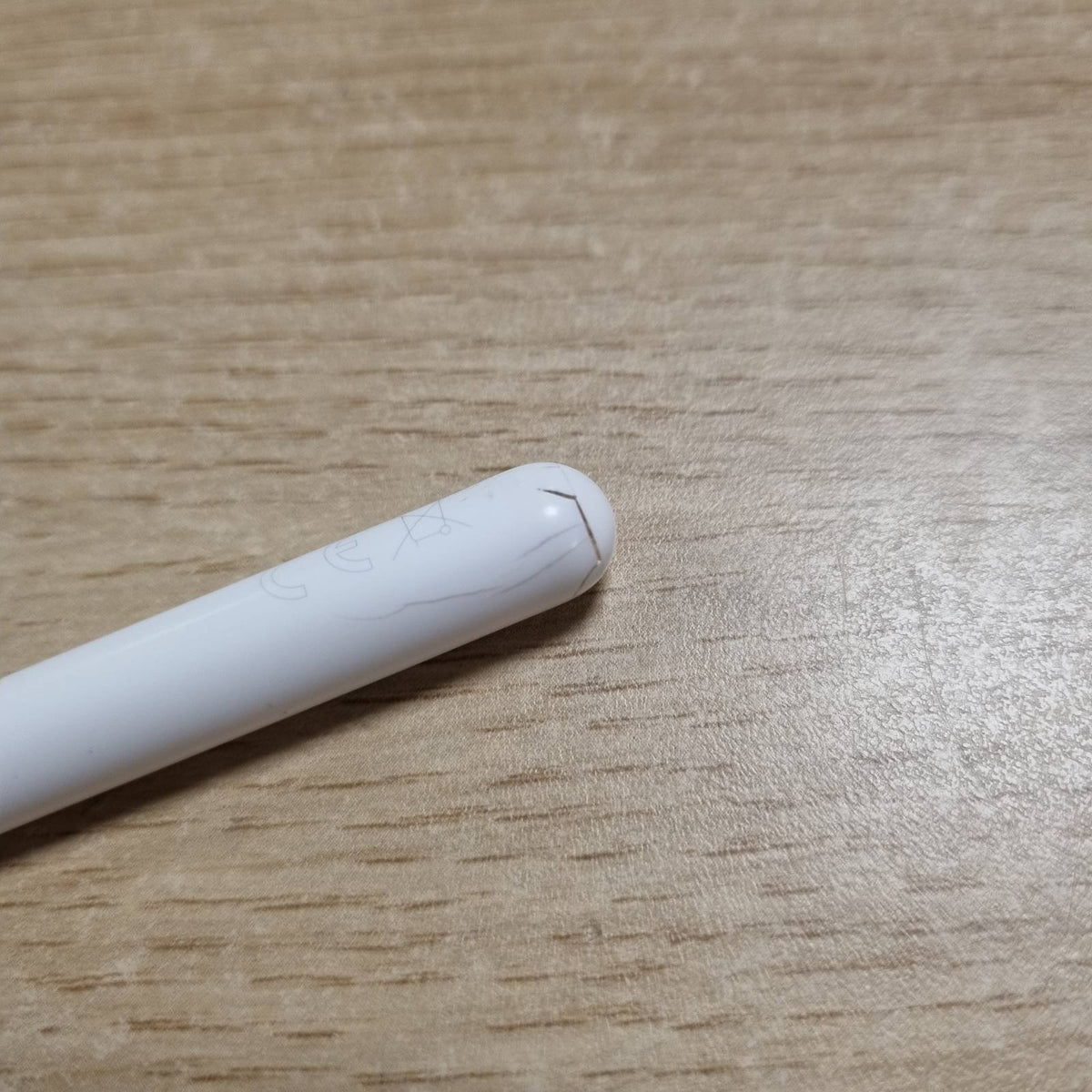 308579 - APPLE Pencil Pro: Mjete të përparuara, precizion perfekt, ndjeshmëri ndaj pjerrësisë dhe presionit, vonesë e ulët