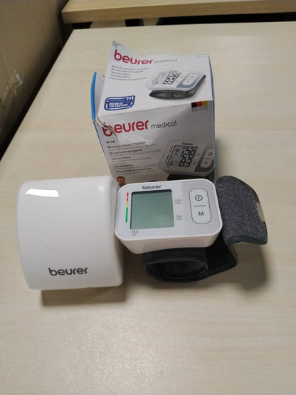 303130 - Beurer Monitor tensioni i gjakut BC 28 për kyçin e dorës (me klasifikim të rezultateve të matjes me kod ngjyrash)