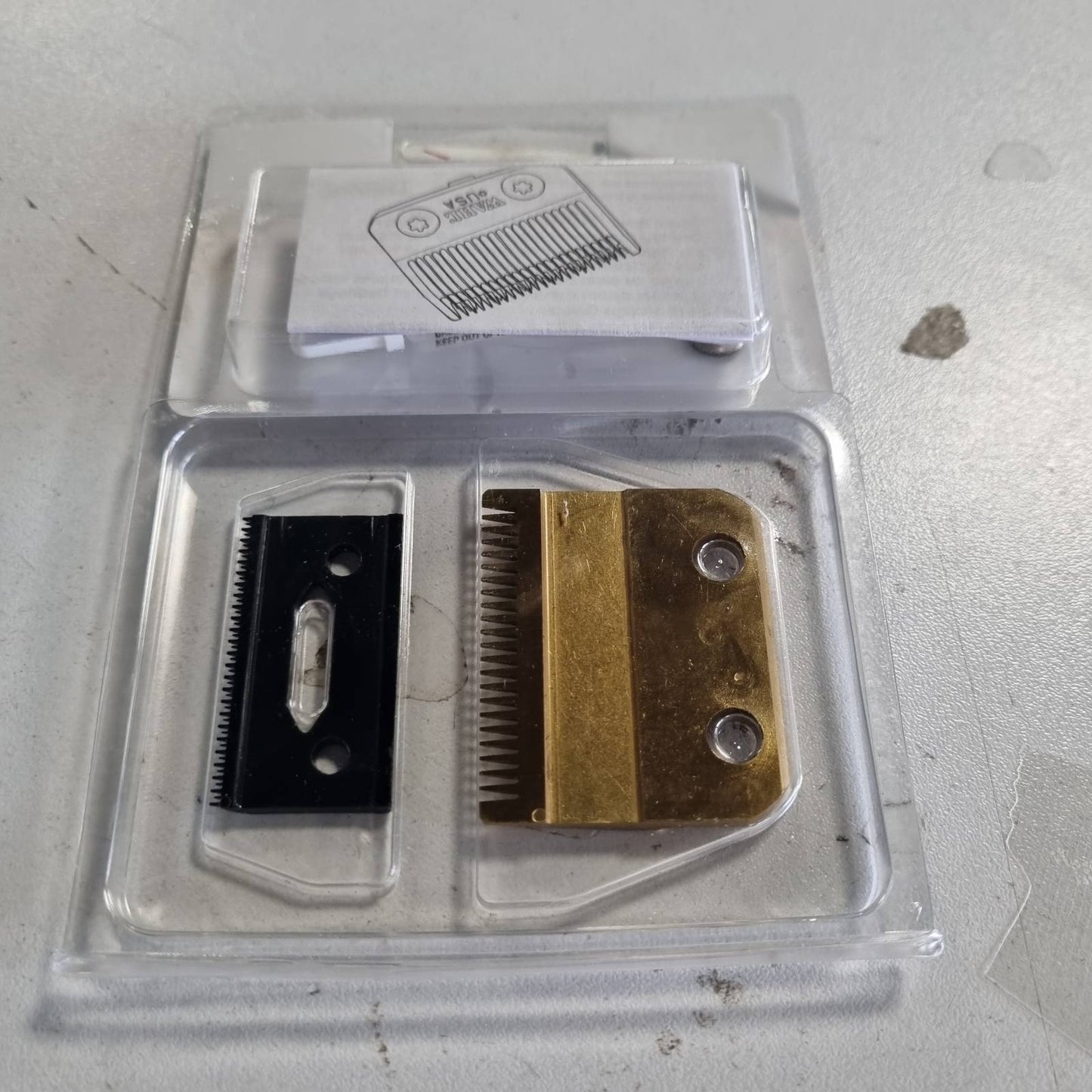 321116 - Teh dhëmbësh WAHL prej ari, 0.5-1.2 mm, Set prerjeje zëvendësuese me bluarje precize, Titanium, veshje DLC, ar, kapëse magjike pa tel
