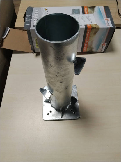 312755 - SCHNEIDER PLLAKË BAZE UNIVERSALE PËR ÇADRA DIELLI ME KONSOL, 897-00, PËR NGULJE NË BETON, 3.8 KG, ARGJEND
