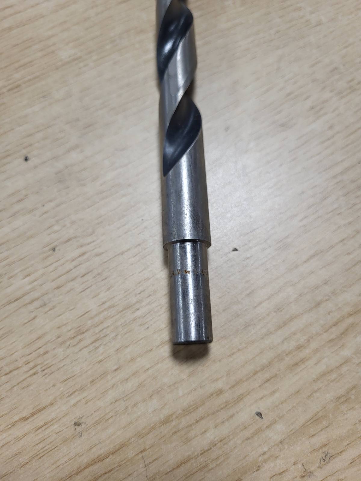 335473 - BOSCH Kokë shpimi spirale 1x HSS PointTeQ, për metal, bosht i reduktuar, 15 x 114 x 169 mm