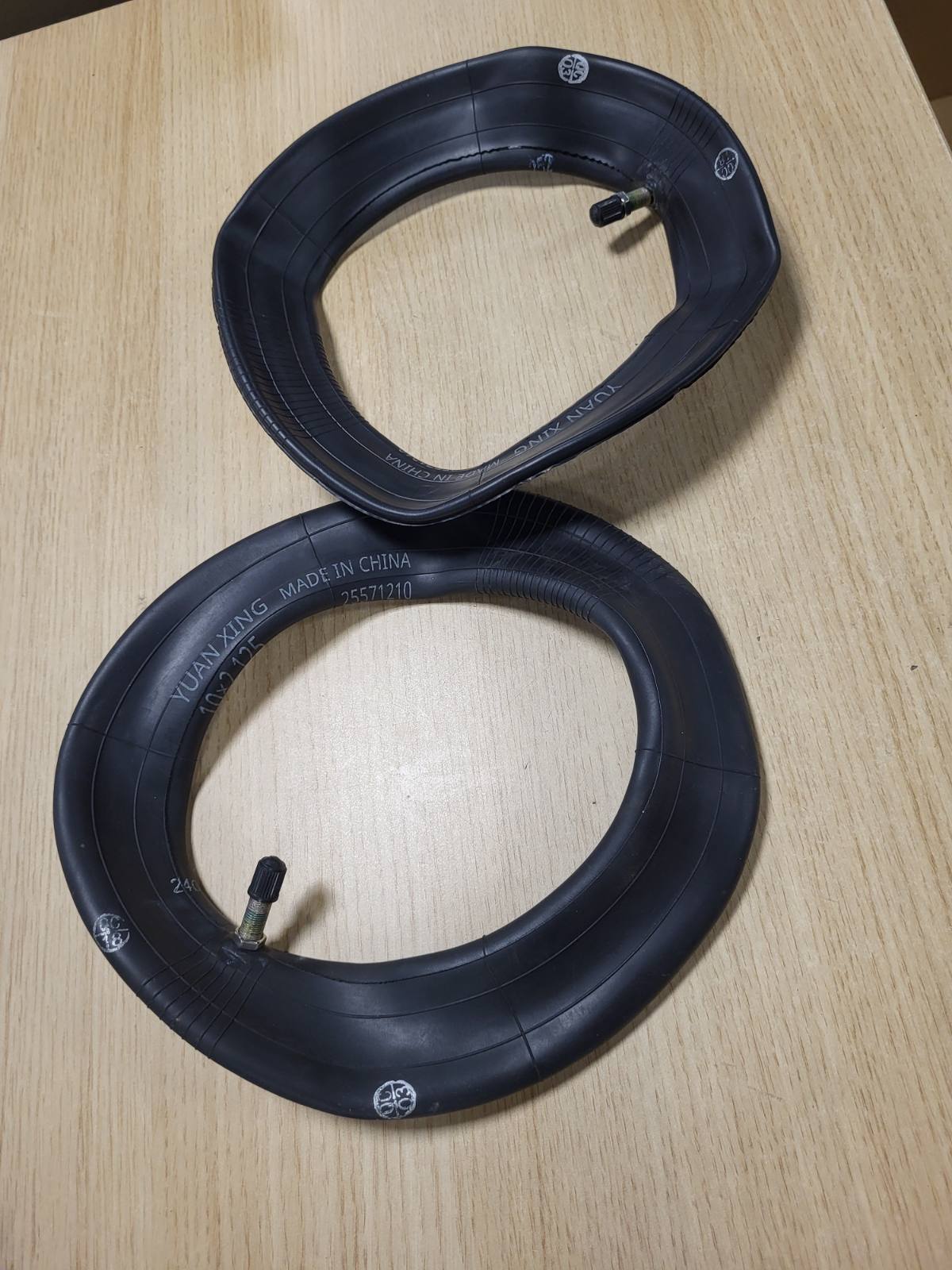 335213 - Yungeln Pako me 2 copë skuteri 10x2.125 me gomë zëvendësuese, kompatibël me skuterin elektrik Xiaomi 1S M365 Pro 2