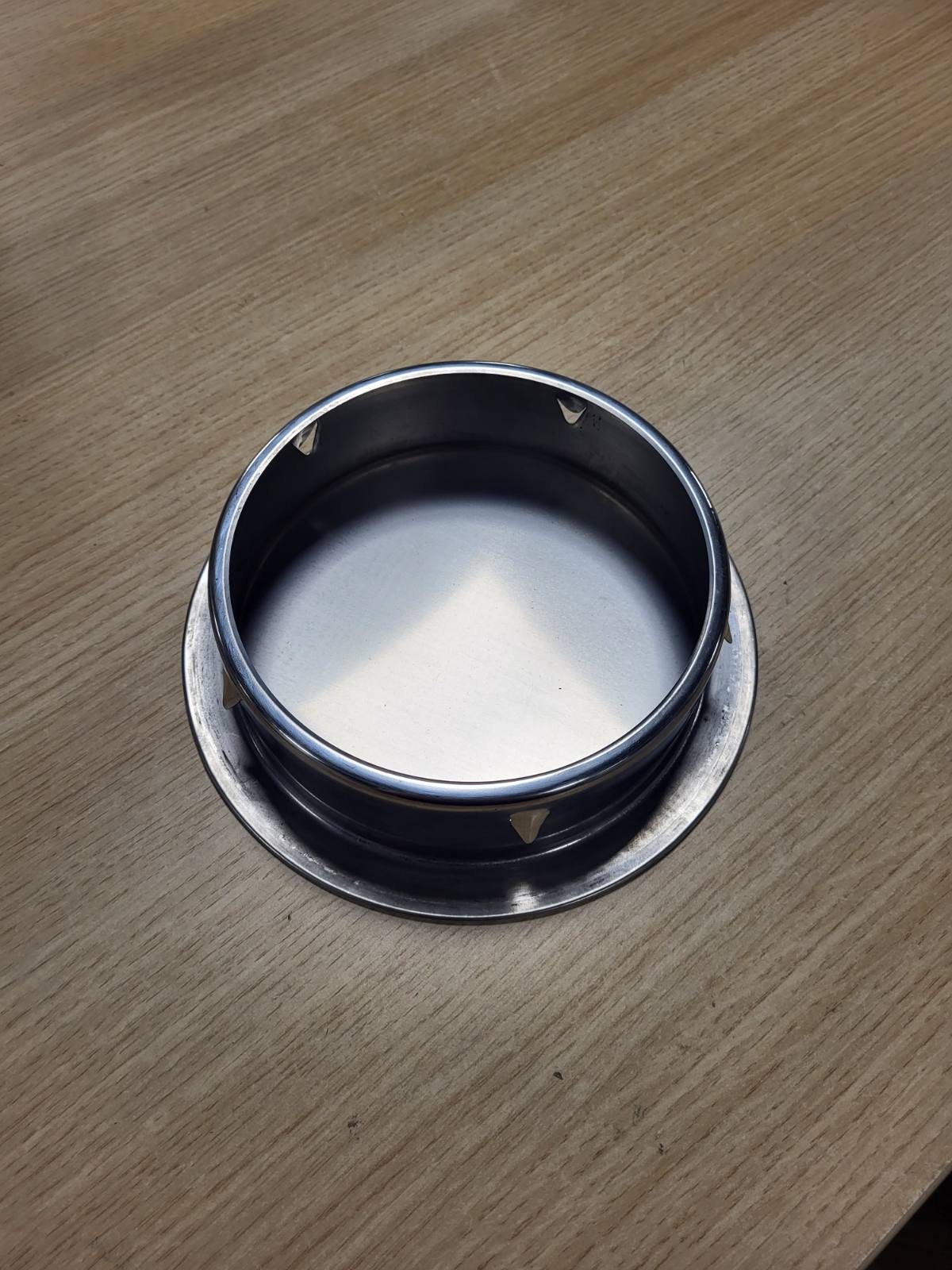 335402 - MBULESË PËR OXHAK GYSRXS BRENDA TUBIT TË SOBËS 150 MM, KAPAK PËR TUBIN E SOBËS PREJ ÇELIKU INOX
