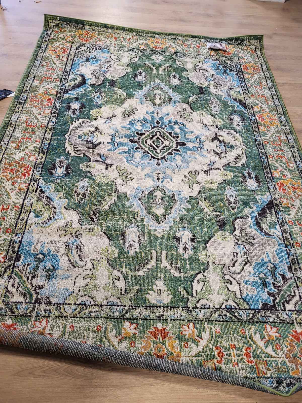 167010 - SAFAVIEH - Qilim Boho Koleksioni Monaco për Dhomë Ndenjeje, Dhomë Ngrenieje, Dhomë Gjumi, Material me Pulla të Shkurtra, Ngjyra Jeshile Pylli dhe Blu e Çelët, Madhësia 201 x 279 cm