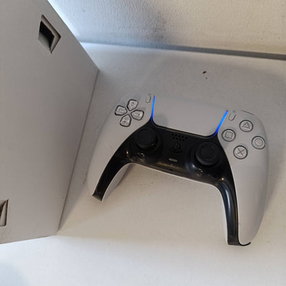 292305 - PLAYSTATION 5 - Kontrolluesi pa tel DualSense