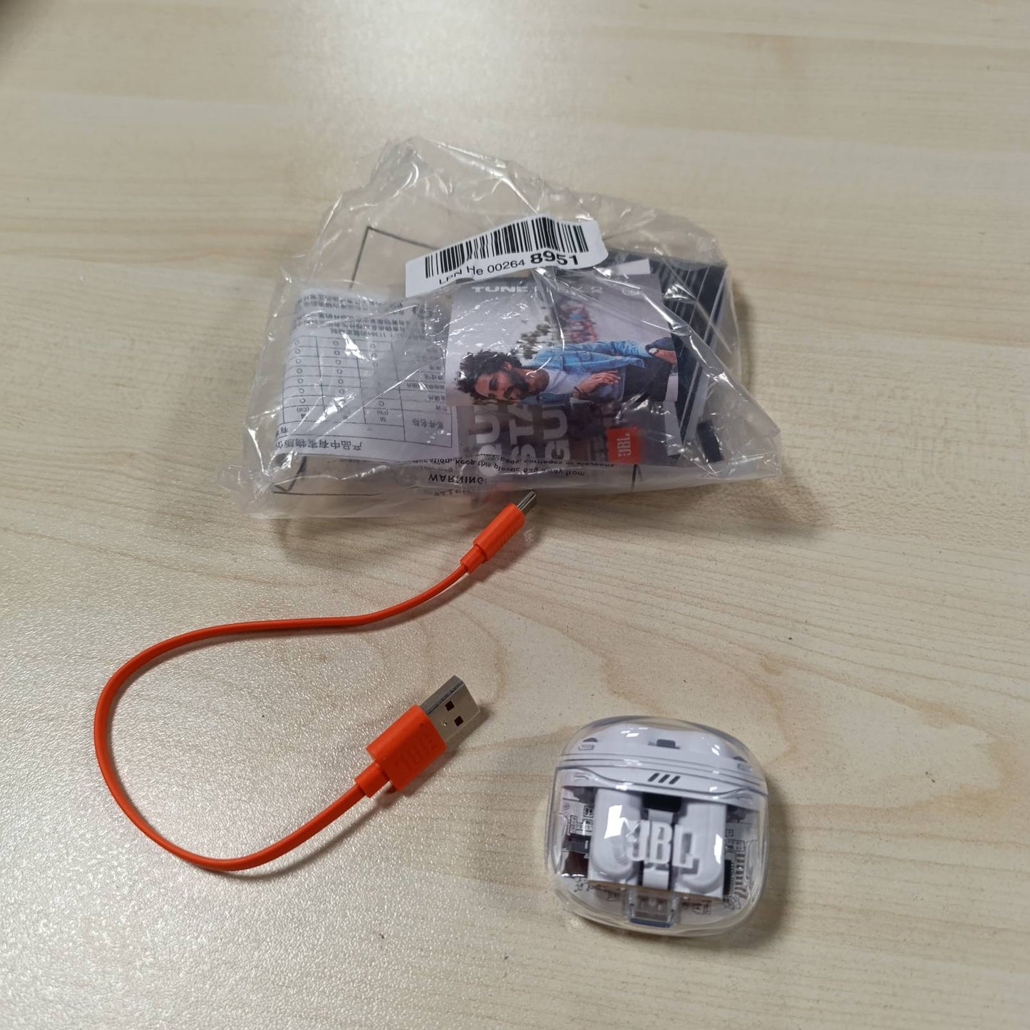 267870 - JBL TUNE FLEX GHOST 2, Kufje Bluetooth, Anulim Zhurmash, Koha Riprodhimi 48 orë, IP54, White Ghost