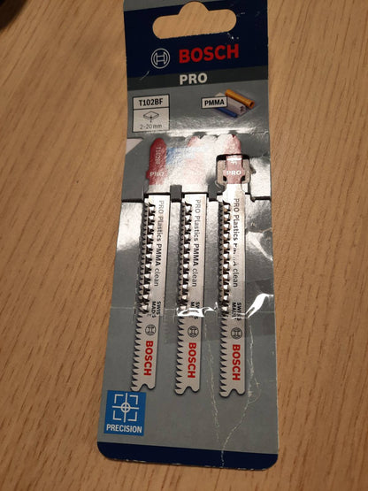 322677 - BOSCH - Teh prerës 3x T 102 BF Clean për PMMA (për fletë pleksiglasi dhe akriliku, aksesor profesional për prerje grepash)