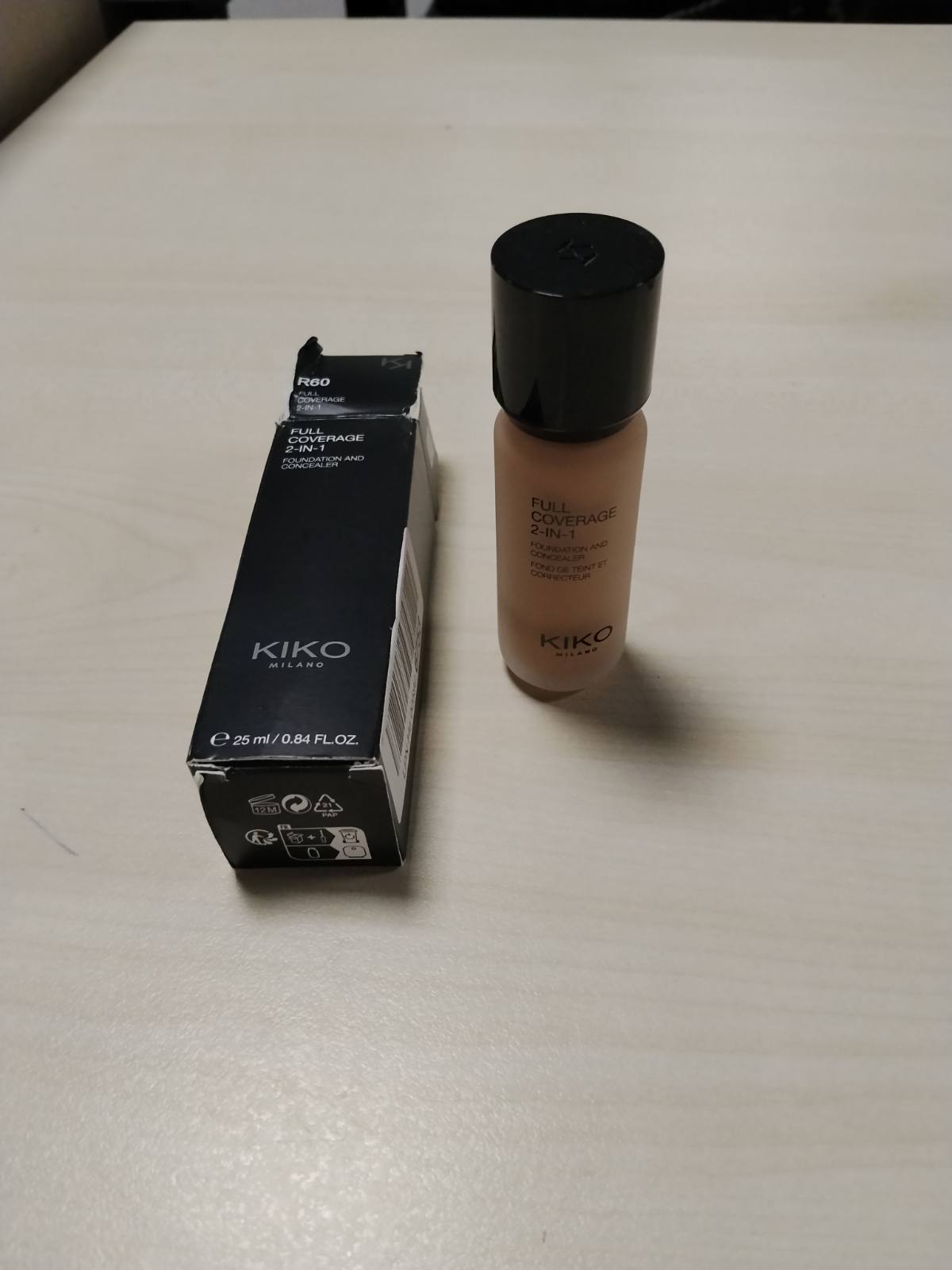 300891 - KIKO MILANO Fondatinë dhe Korrektor 2-në-1 me Mbulim të Plotë, Ngjyrë R60, Mbulim i Lartë