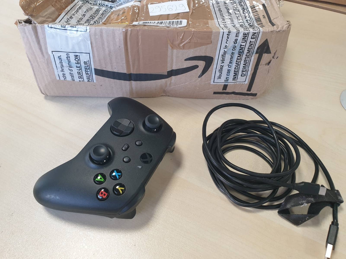 295629 - XBOX Kontrolluesi pa tel i Xbox për PC + kabllo USB-C