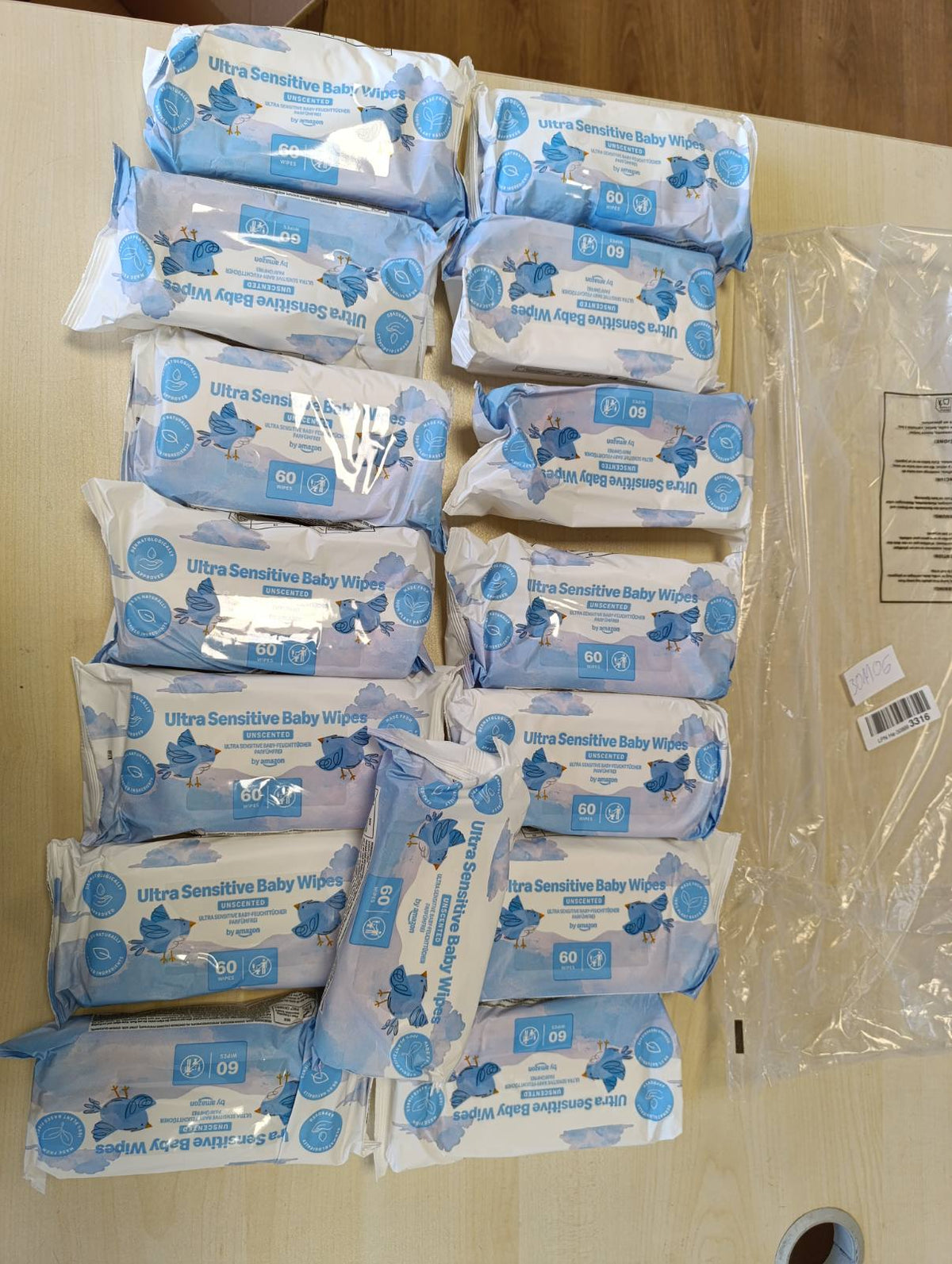 301106 - Amazon Peceta Ultrasensitive për Fëmijë, 100% fibra bimore, 99% ujë, pa aromë, 15 pako me nga 60 peceta