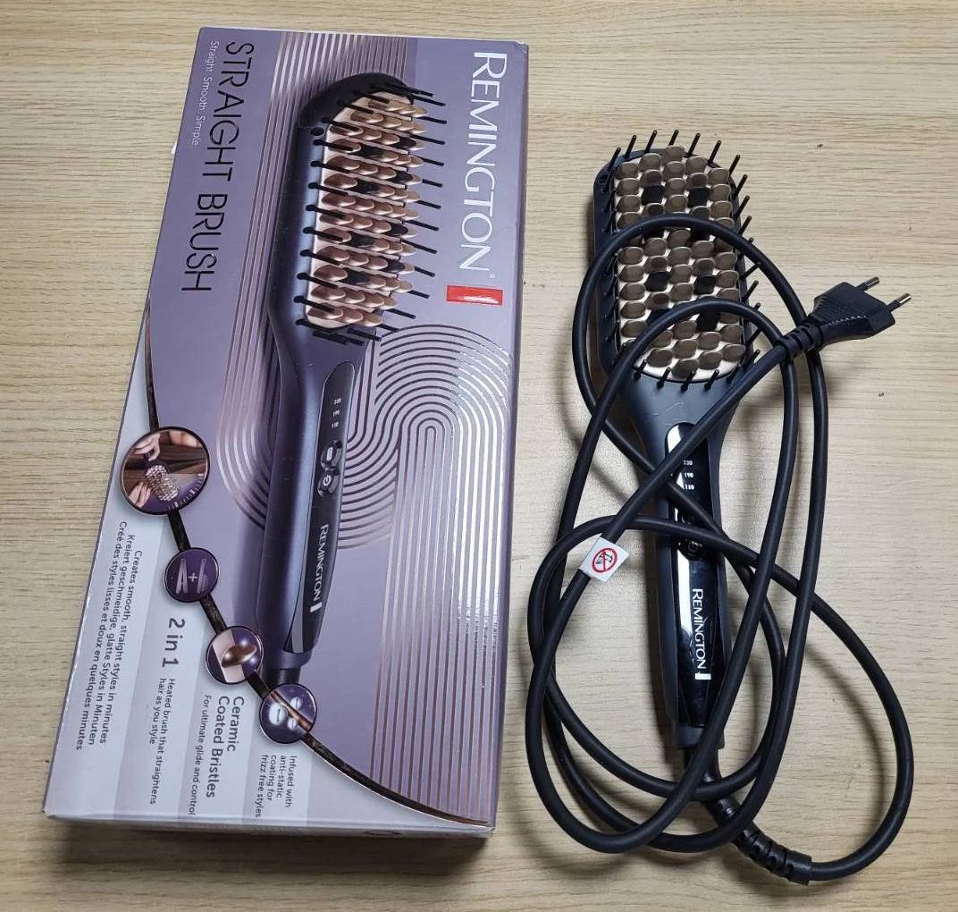289780 - REMINGTON Furçë Drejtuese 2-në-1, Drejtuese dhe furçë flokësh, Qime të veshura me qeramikë, Antistatike, Ekran dixhital, 150-230°C, CB7400, e zezë