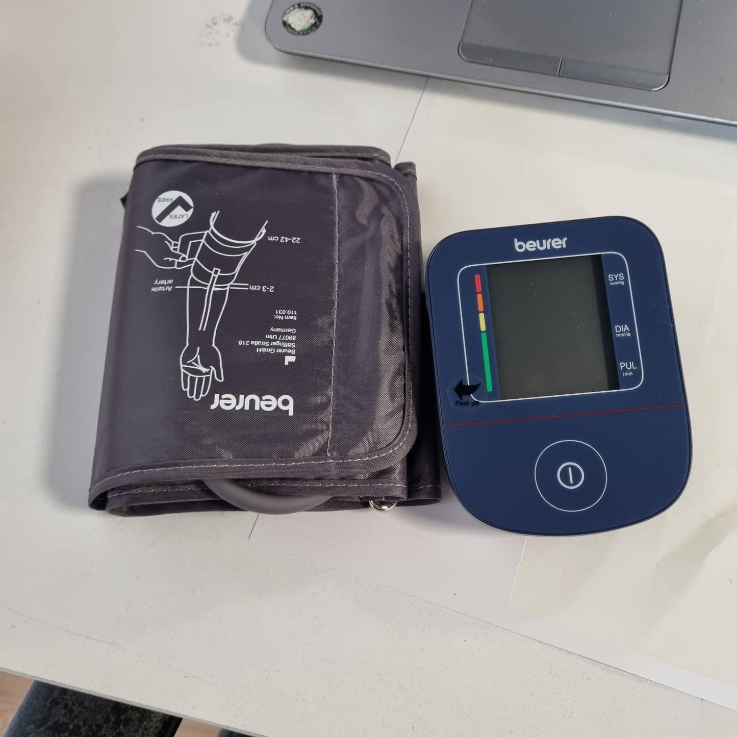 316767 - BEURER Monitor tensioni i gjakut BM 25 për krahun e sipërm, matje e saktë, zbulim i aritmisë, port USB-C, manshetë, transferim të dhënash në Apple Health, blu