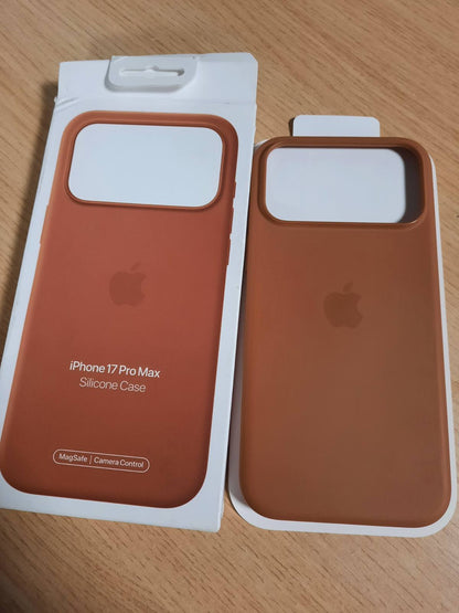 309737 - APPLE Mbështjellëse silikoni me MagSafe për iPhone 17 Pro Max - Terracotta