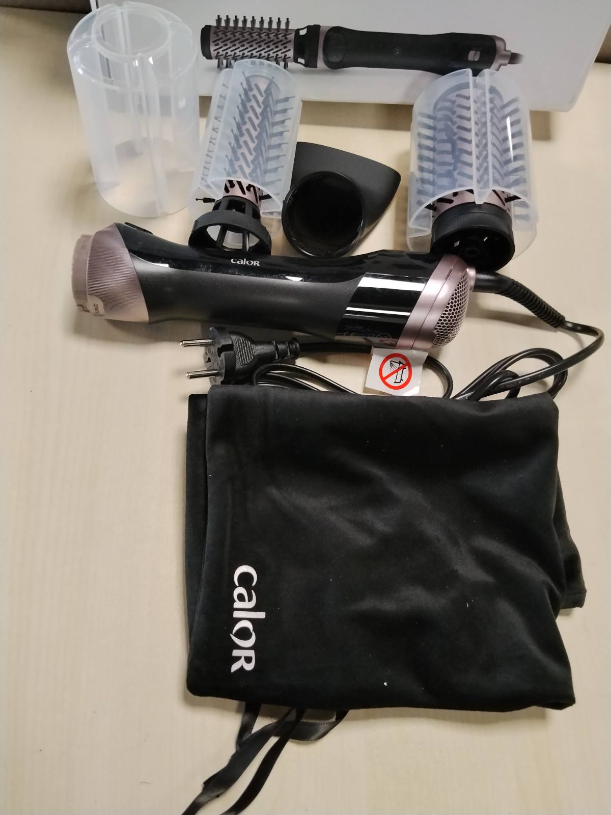 301710 - CALOR Brush Activ, Furçë Rrotulluese për Tharëse, 1000W, Ergonomike, 2 Furça Qeramike Rrotulluese, UB9535C0