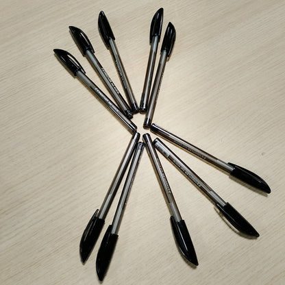 320724 - STAEDTLER Stilolaps trekëndësh, me bojë të zezë, gjerësi vije M afërsisht 1.00 mm, për shkrim të qetë, 10 stilolapsa të zinj në një kuti kartoni, 4320 M-9