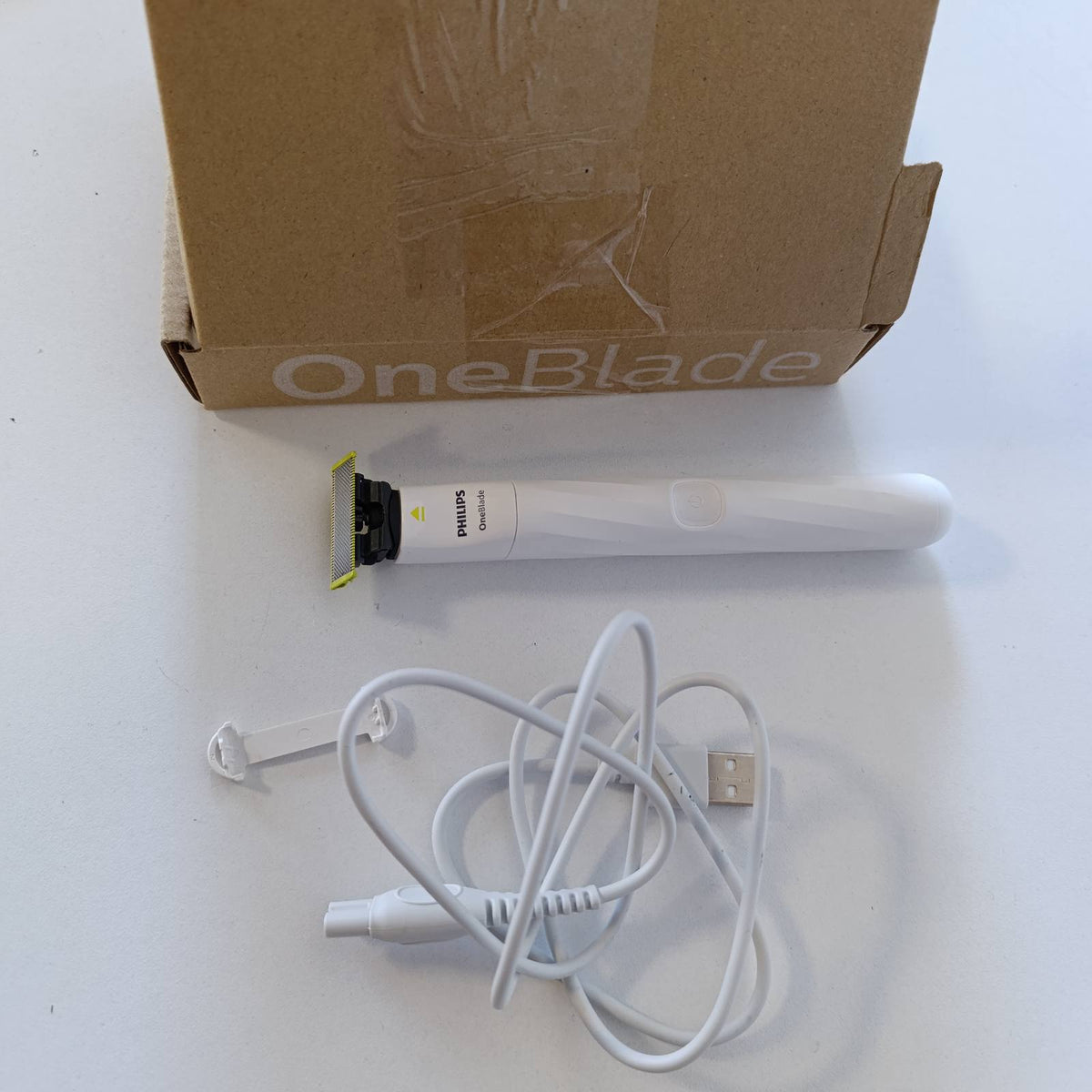 305944 - PHILIPS Makinë rroje intime Oneblade QP1924/30, për shkurtim dhe rruajtje me mbrojtje shtesë të lëkurës